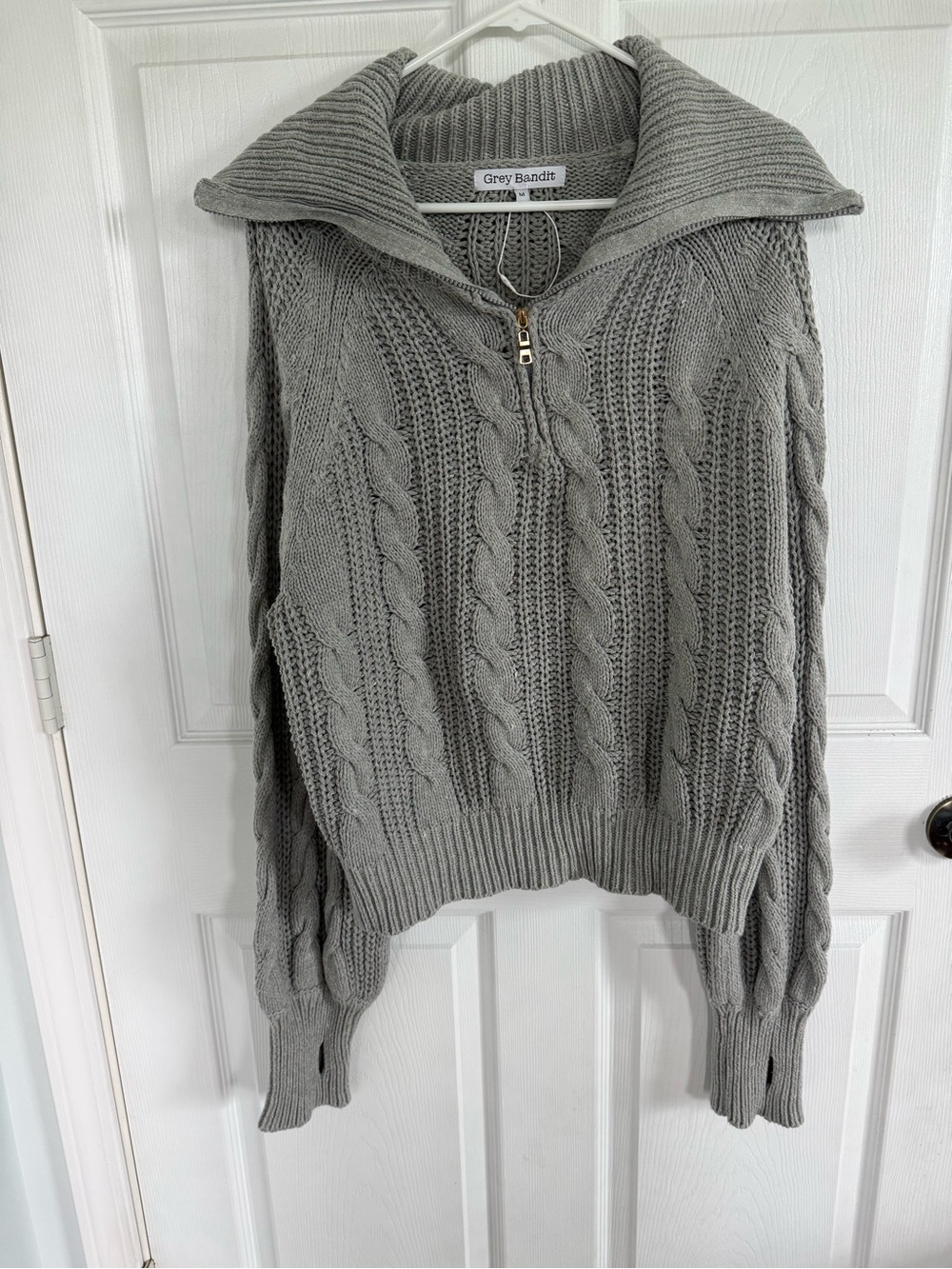 Grey Bandit Cable Knit Sweater Gray M Cozy Fall Coastal Grandma Quiet Luxury